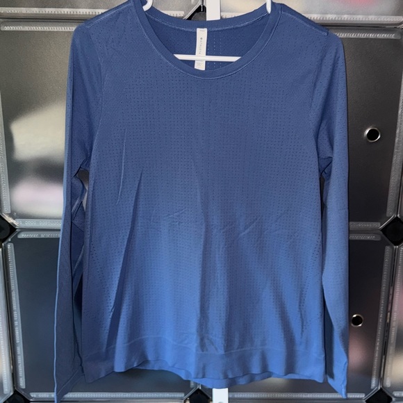 Athleta In Motion Seamless Long Sleeve Top in Blue Women’s L - Picture 4 of 14